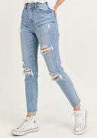 Load image into Gallery viewer, It Girl Jeans
