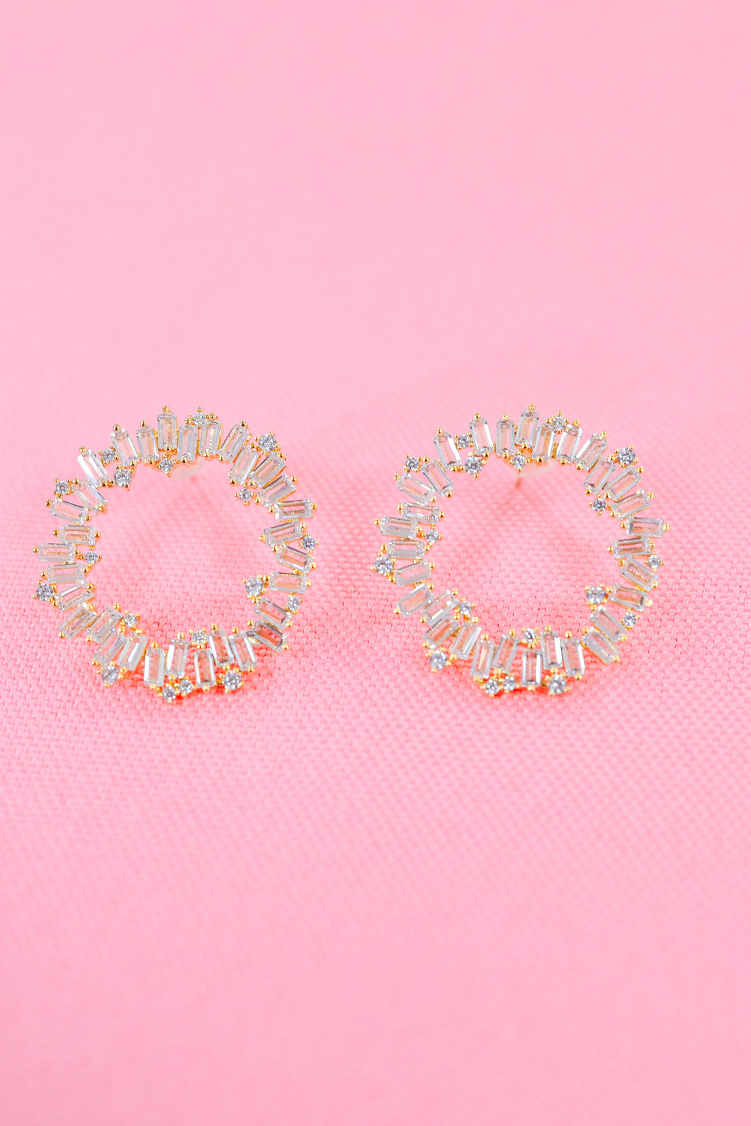 Clara Studs