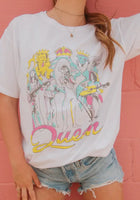 Load image into Gallery viewer, Queen On Stage Puff Tee
