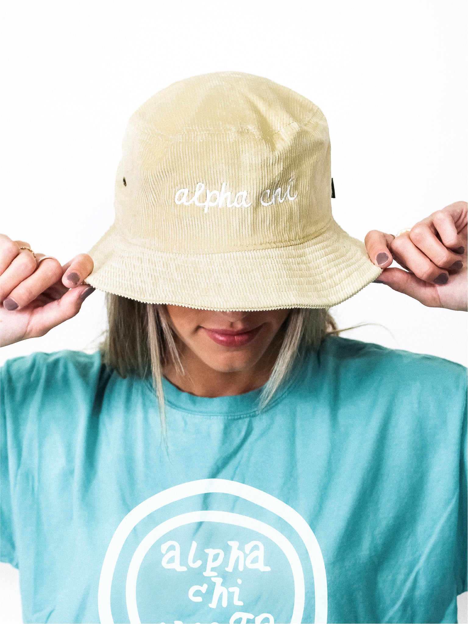 buckethat.jpg