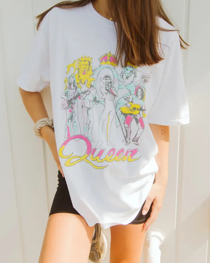 Queen On Stage Puff Tee